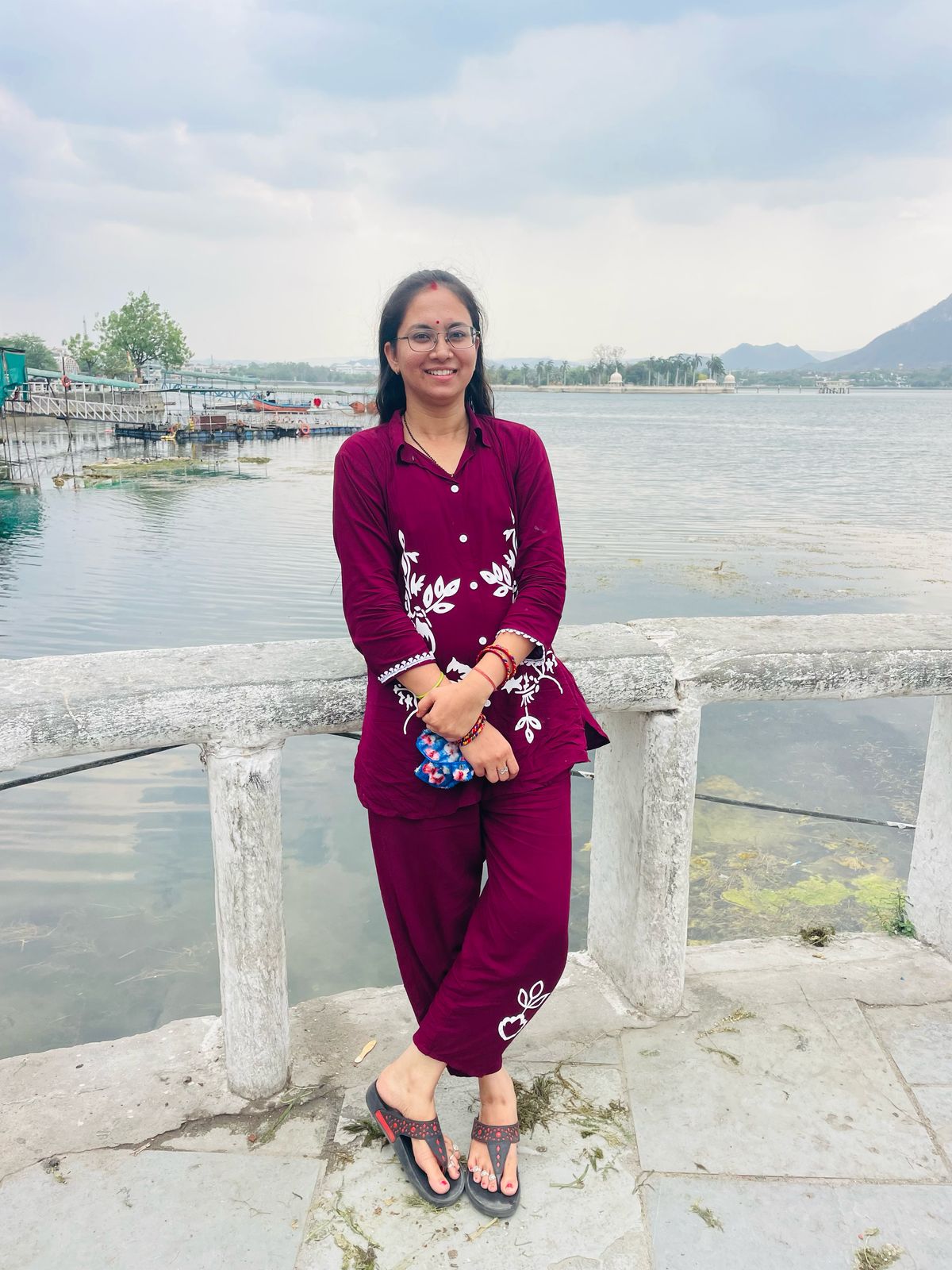 Divya jadoun  profile photo